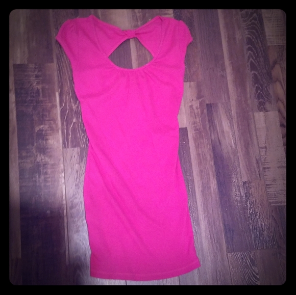 ❤3/$20❤ pink express sexy basic tee - Picture 1 of 3